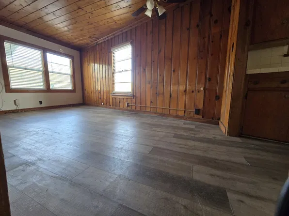 24043 Pioneer Cp #2, Crestline, CA 92325