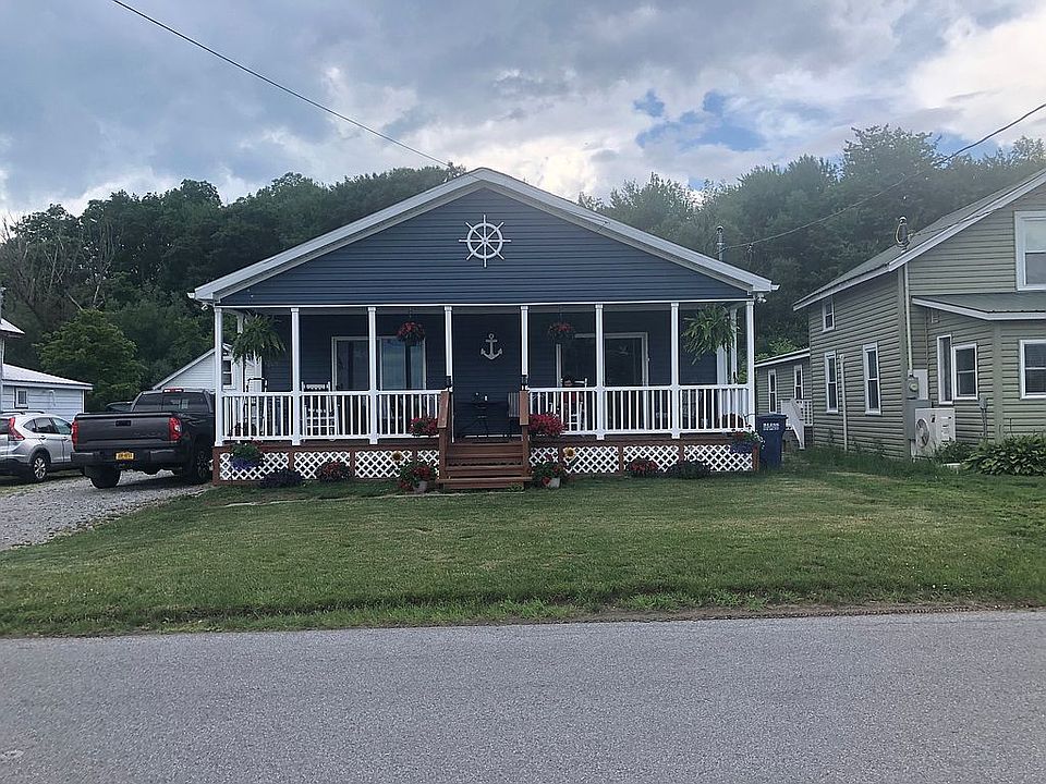 2nd image of 2183 Lakeshore Dr