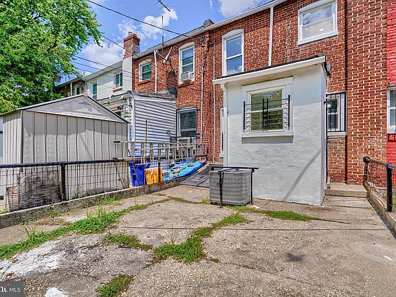 5th image of 3421 Ravenwood Ave