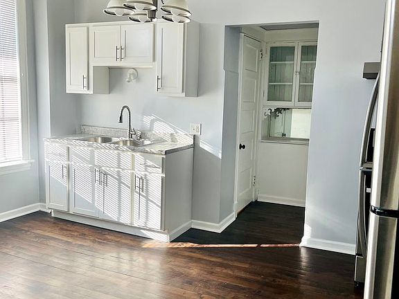 3rd image of 4741 W Wabansia Ave #43