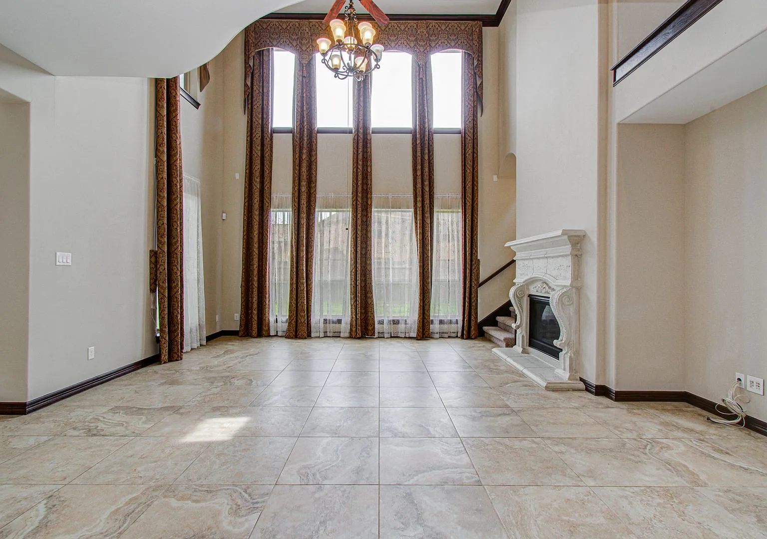 Luxury, Space & Convenience in Avalon at Riverstone — Photo 3