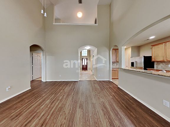 5th image of 21349 Thurston Crossing Dr