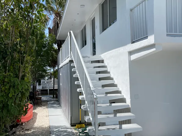 250 E 63rd St, Marathon, FL 33050