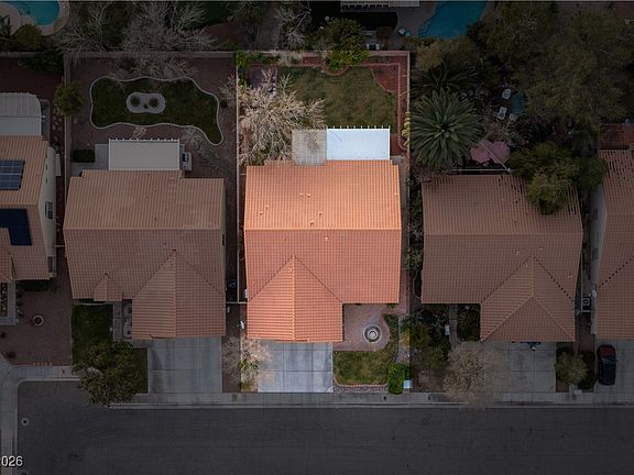 3rd image of 8865 Windsor Hill Way