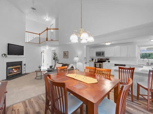 14 Millers Way #D, Sutton, MA 01590