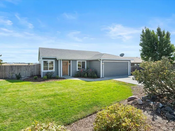 3820 Meadow View Dr, Pasco, WA 99301