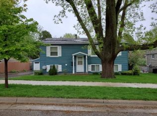 1923 37th St NW, Rochester, MN 55901