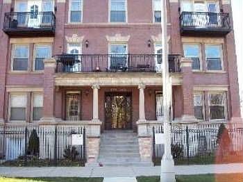 1st image of 5322 S King Dr #1N