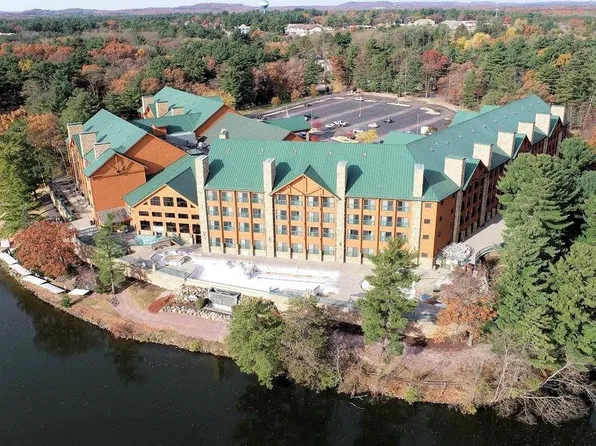 350 E Hiawatha Drive #324, Wisconsin Dells, WI 53965