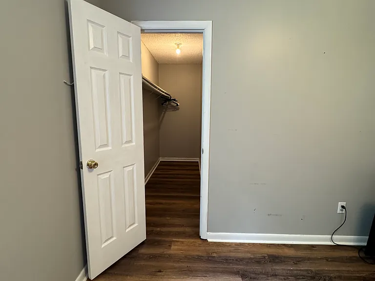 316 Emerald Dr #316 — Photo 4