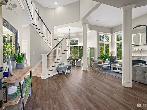 4th image of 1682 NE Katsura Street