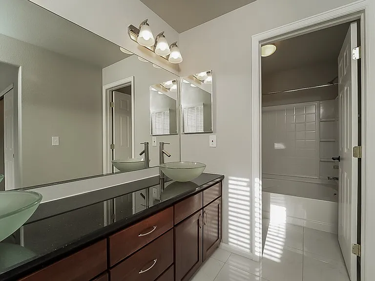5065 Pelican St — Photo 11