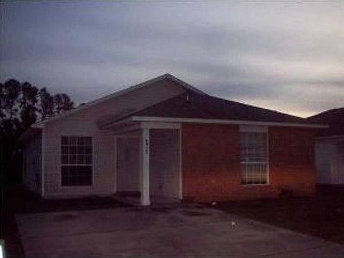1st image of 8927 Forest Oak Dr