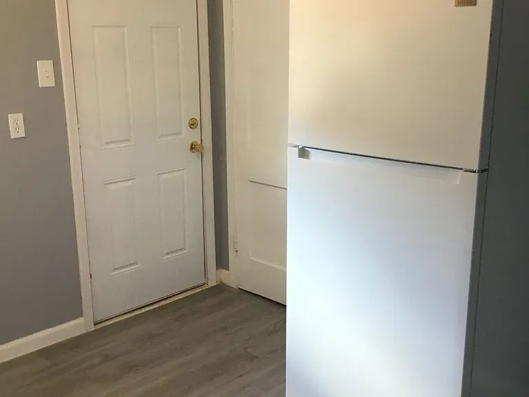 610 S Leggett Dr — Photo 13