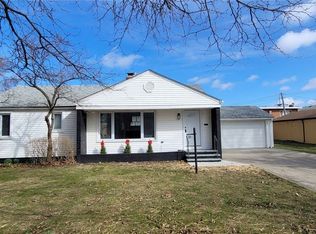 3917 Glenwood Rd, Cleveland Heights, OH 44121