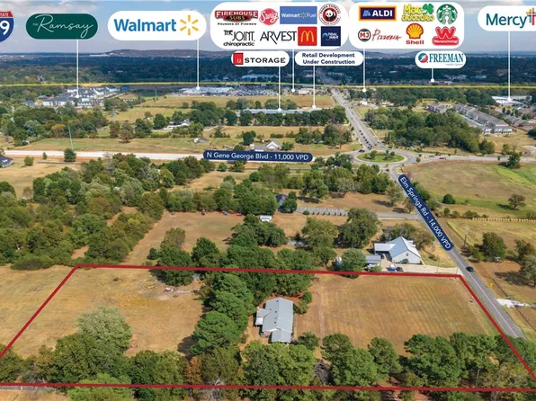 5952 Elm Springs Rd, Springdale, AR 72762