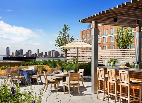 Rented by Compass | media 72