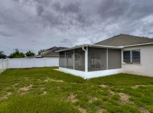 2606 Queen Alberta Dr, Valrico, FL 33596