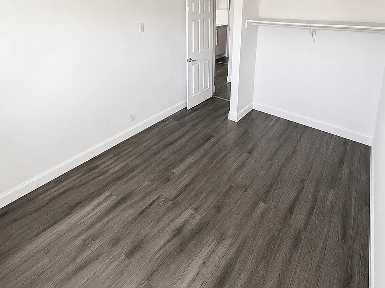 510 Lake Shore Dr #20 — Photo 5