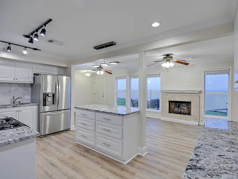 11 Lake Barnett Dr — Photo 6