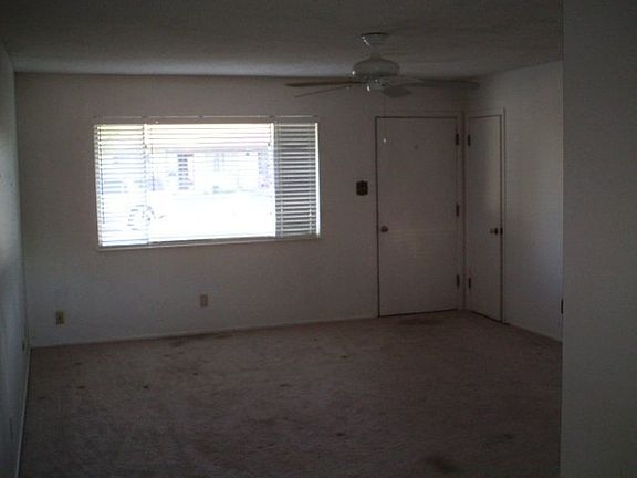 5th image of 305 Northwood Dr