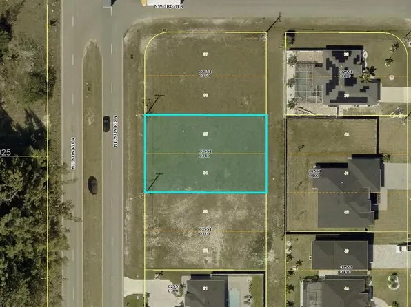 307 Nelson Rd N, Cape Coral, FL 33993