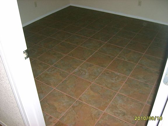#4 bed tiled