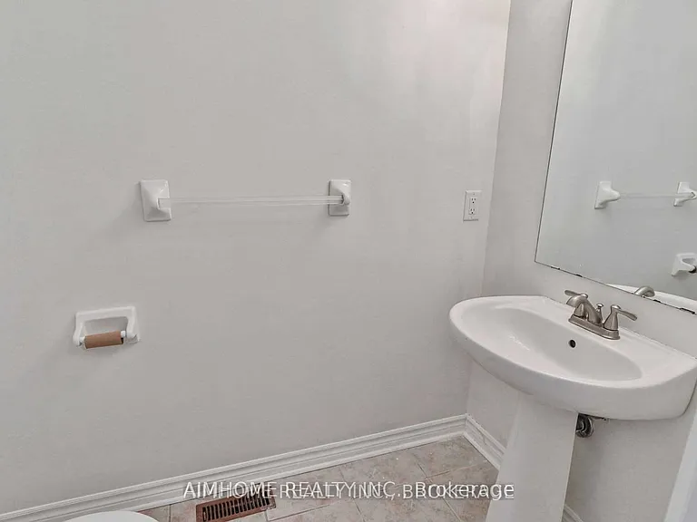 348 Kittridge Rd — Photo 14