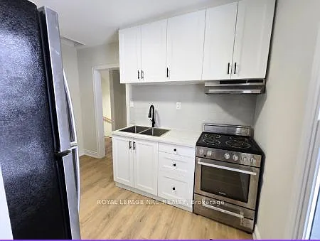 129 Durham St #2 — Photo 9