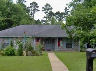 2708 Arlington Rd, Marshall, TX 75672