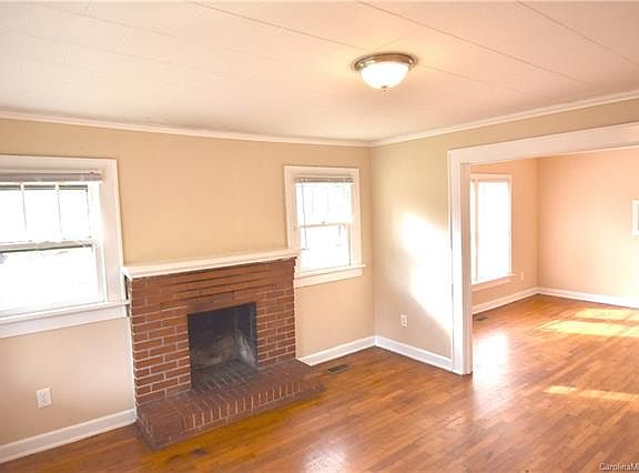 4th image of 424 W Harrison Ave