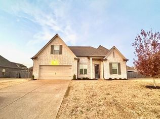 60 Birkdale Dr, Oakland, TN 38060