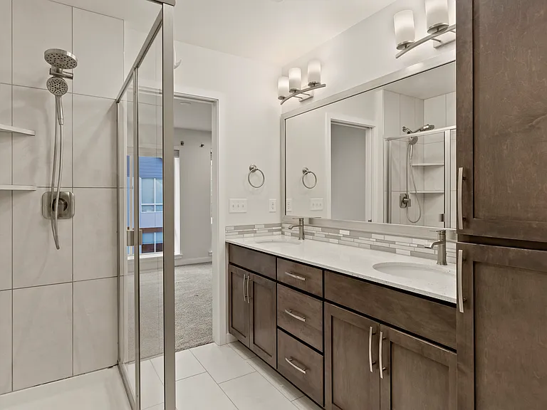 10945 NE 189th Pl #D — Photo 13