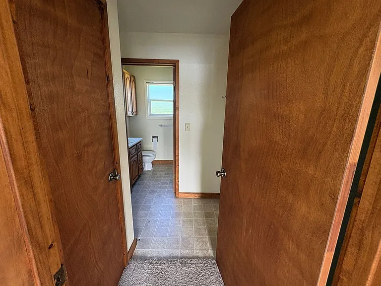 5064 Vance Ave — Photo 6