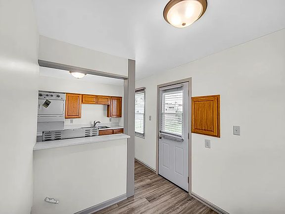 3rd image of 6740 Olcott Ave