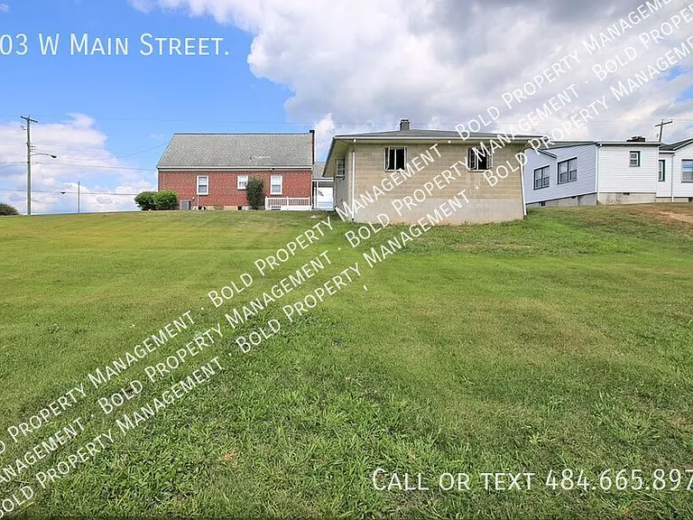 303 W Main St — Photo 4