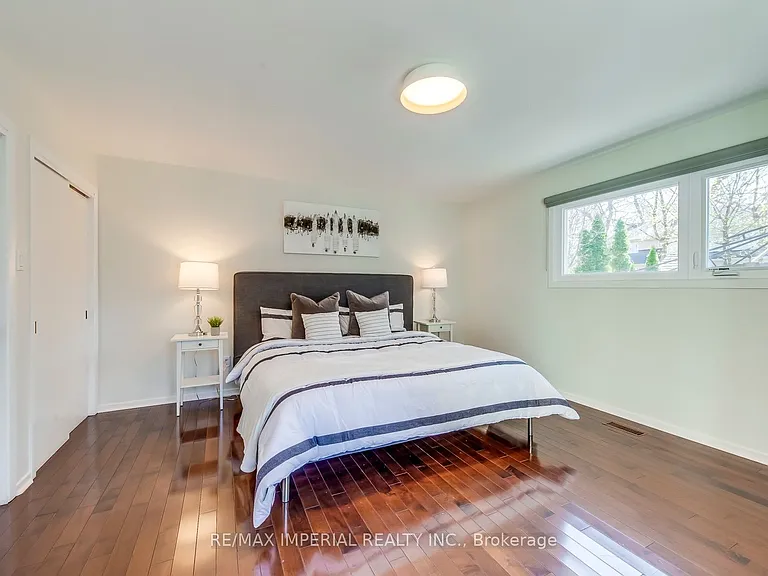 2048 Devon Rd — Photo 18