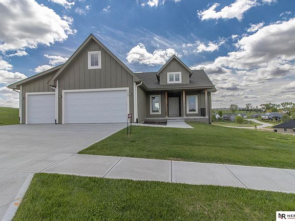 2nd image of 3000 Southern Hills Dr