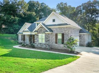 48 Birchwood Ln, Wetumpka, AL 36093