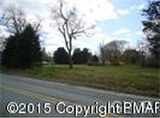 N Delaware Dr, Mount Bethel, PA 18343
