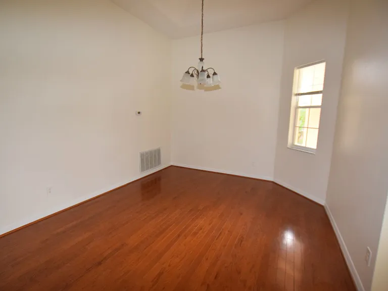 2604 Lutza Way — Photo 10