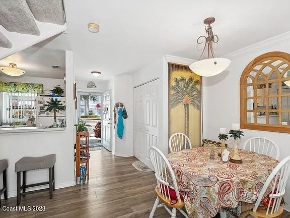 4th image of 552 Seaport Blvd
