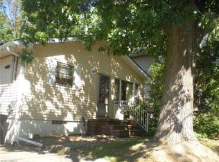 981 Harrison Ave, Akron, OH 44314