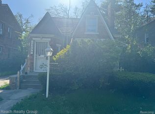 15499 Lauder St, Detroit, MI 48227