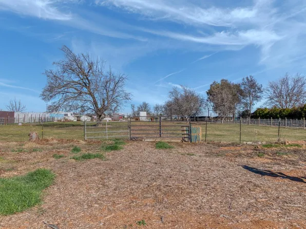 E Stuhr Rd, Newman, CA 95360