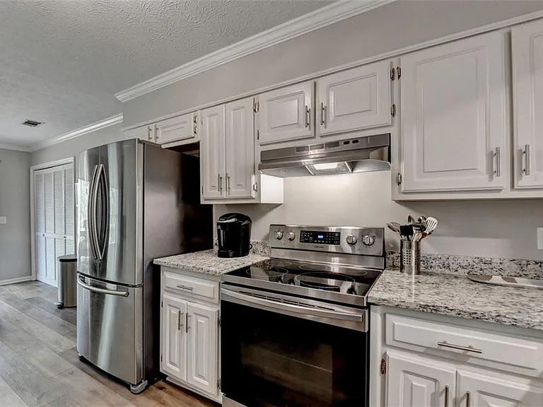 1132 Owen Cir — Photo 5
