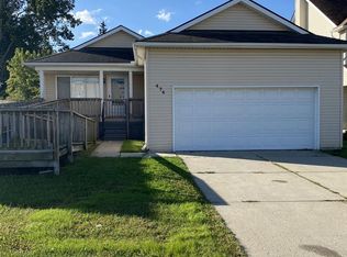 474 E Columbia Ave, Pontiac, MI 48340