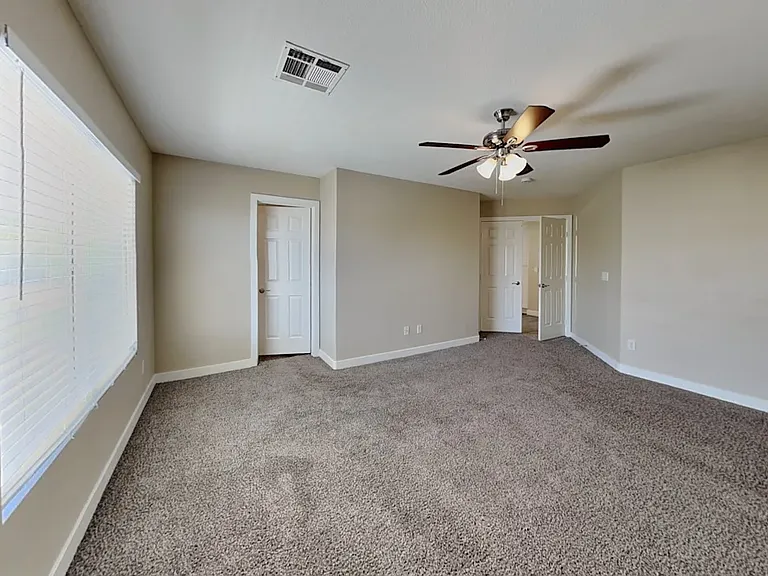 3744 Laguna Veneta Ave — Photo 7