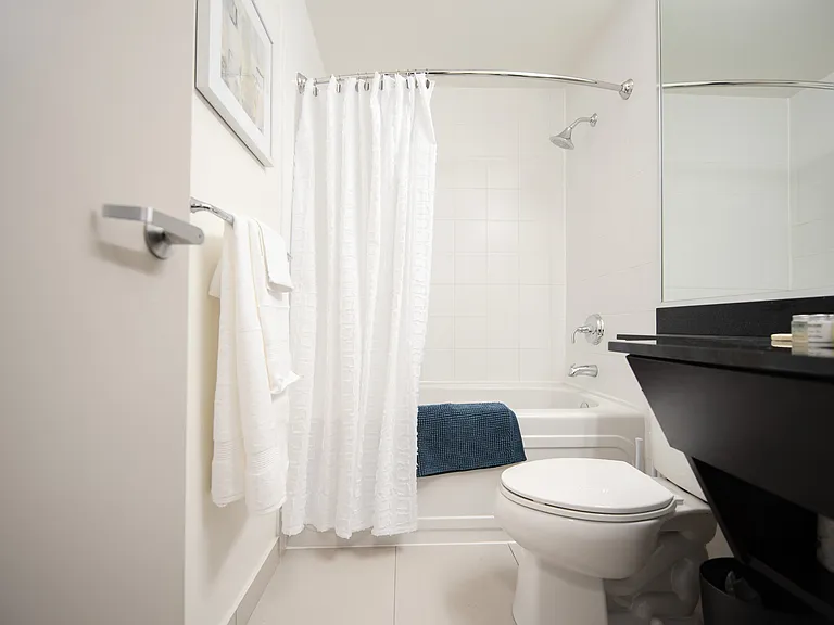 190 Smith St #1809 — Photo 36