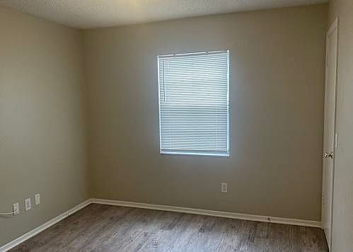 4th image of 6100 Morningdale Ave